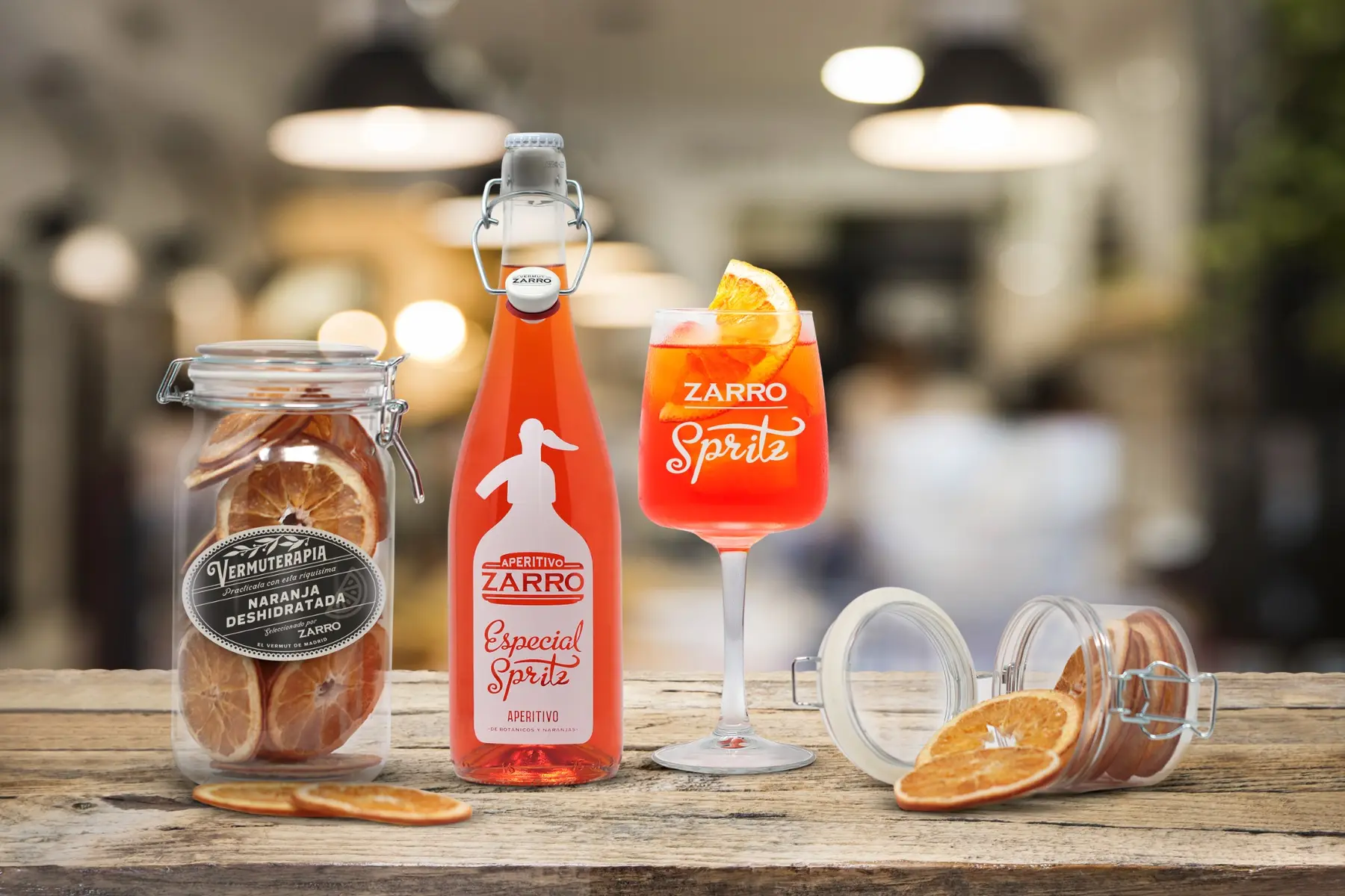 Packaging y fotomontaje de aperitivo ZARRO